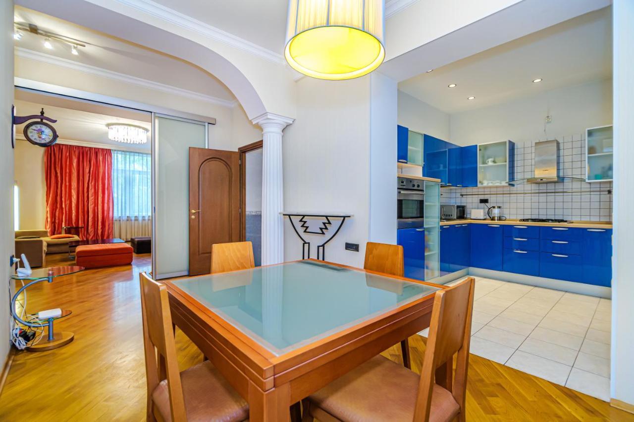 Vip Apartamen Nizami Street Apartment Baku Bagian luar foto