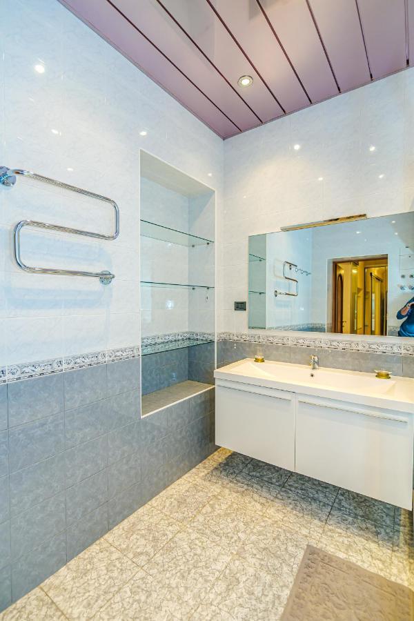 Vip Apartamen Nizami Street Apartment Baku Bagian luar foto